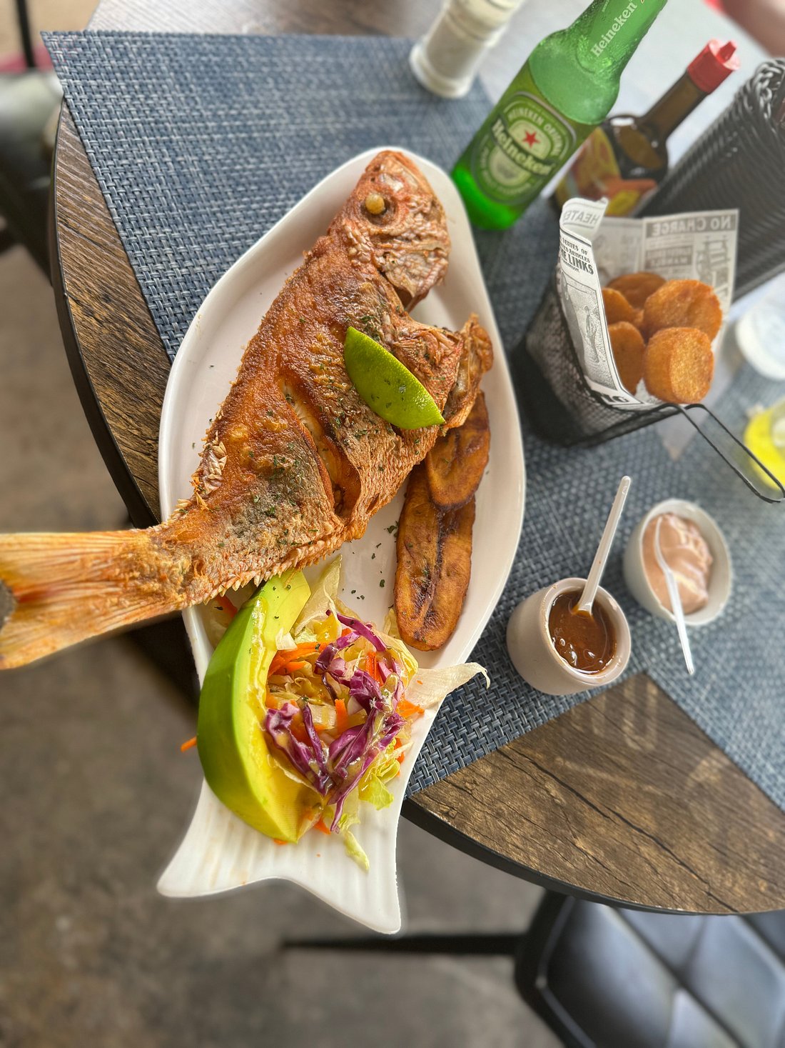 Fried piska kora red snapper at Kas di Piskado Rondu Curaçao